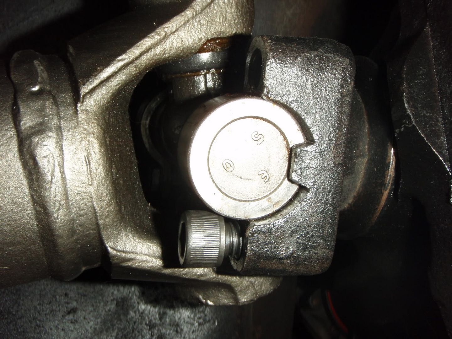 need help finding ujoint retainer for rear prop shaft CorvetteForum